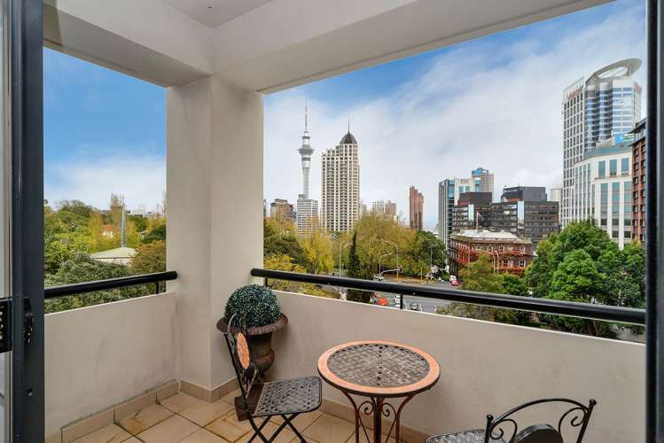 6a/14 Waterloo Quadrant Auckland Central_14