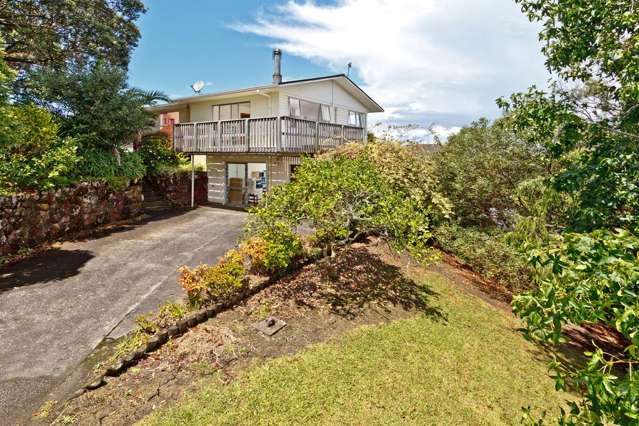 4 Cheval Drive Totara Vale_1