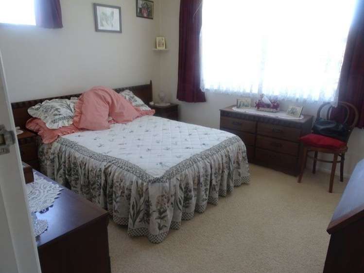 6 Kinsella Place Paeroa_15