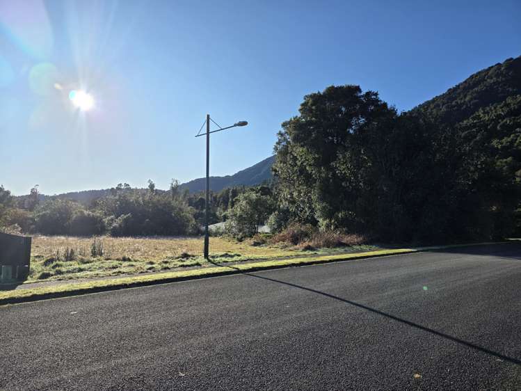 33 Highlander Drive Franz Josef Glacier_1