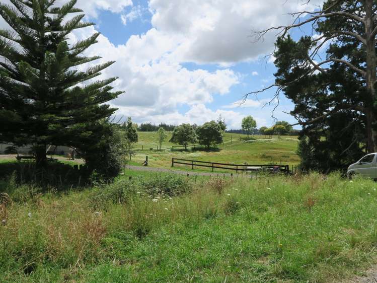 1027c Highway 22 Pukekawa_13