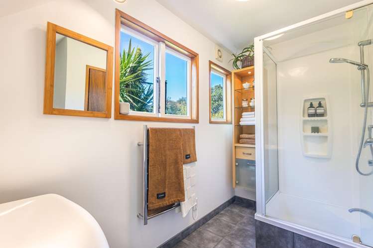 27 Rosecamp Road Beach Haven_20