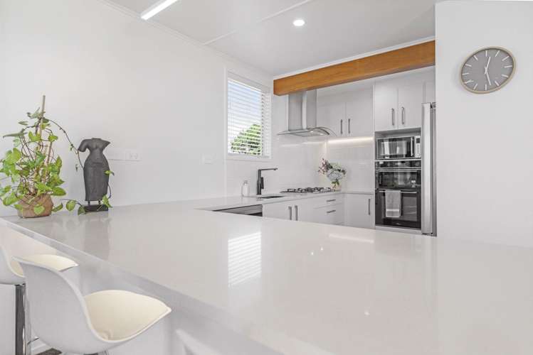 499 Grahams Beach Road Awhitu_27