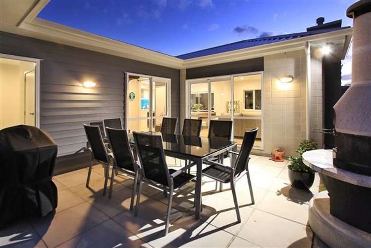 3 Linda Burke Way Aotea_3