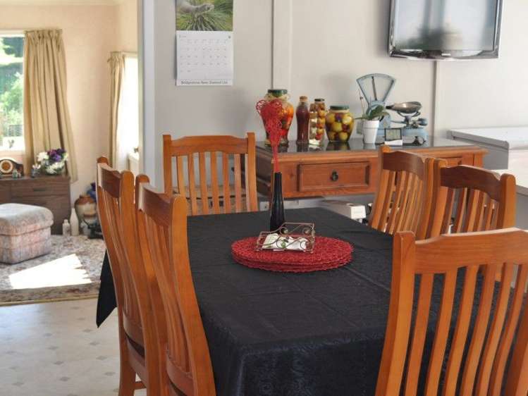 1230 Opaki Kaiparoro Road Mauriceville_19