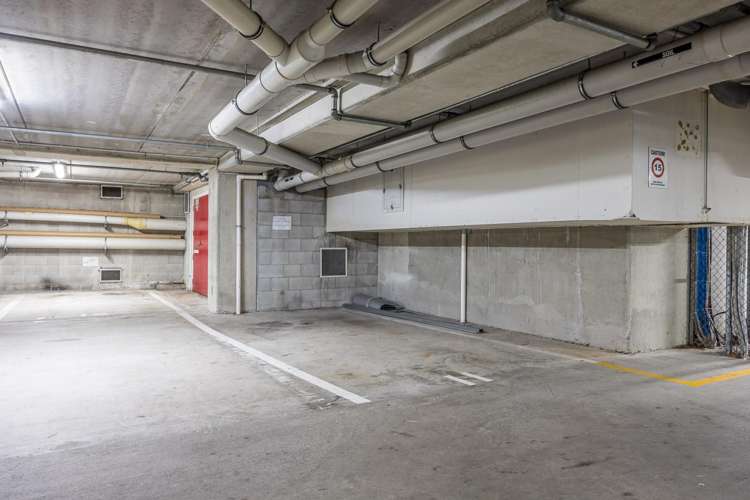 7C/32 Eden Crescent Auckland Central_10