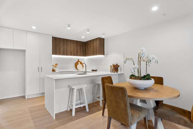 4/35 Halliwell Avenue_1