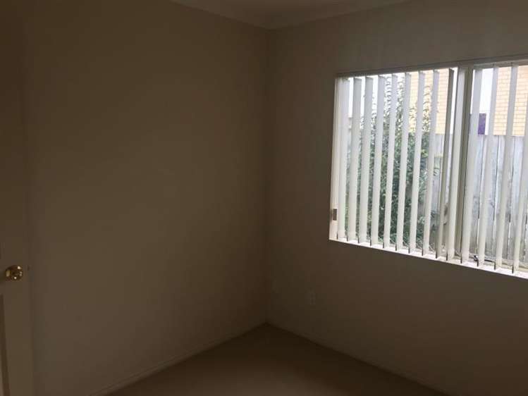 53 Hill Road Hillpark_11