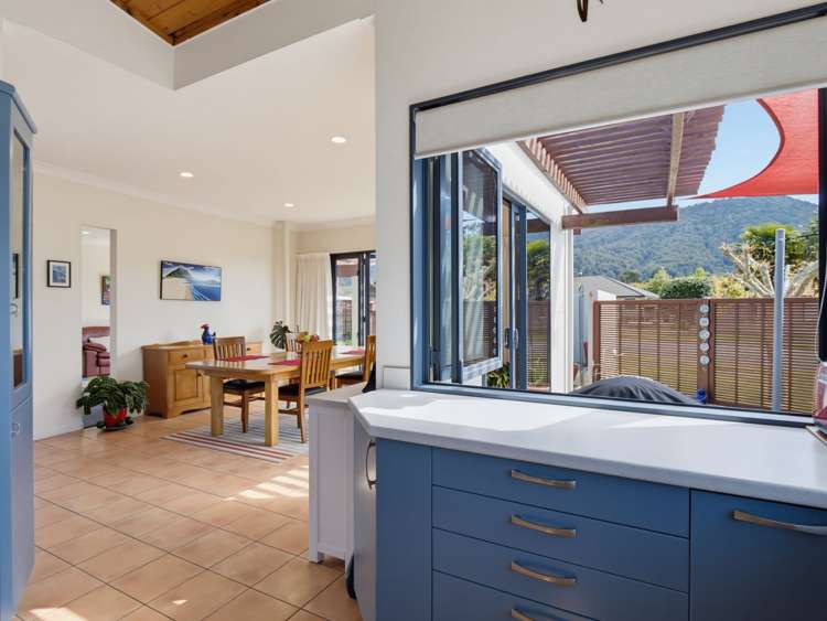 15 Edward Payton Grove Pukehangi_4
