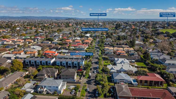 1/12 King Edward Avenue Epsom_6