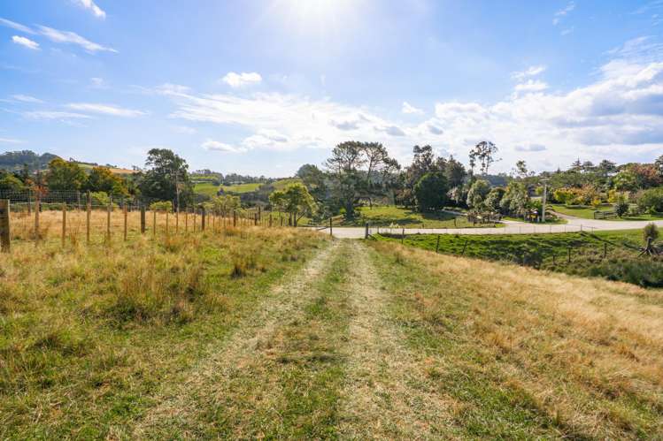 6 and 6a Pinestead Reach Stillwater_11