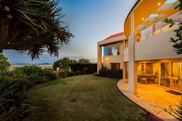 Family of civil engineers selling mum’s home built 28 years ago in Te Atatū Peninsula