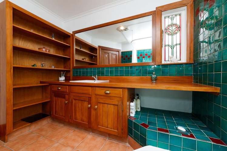 301 College Street West End_8