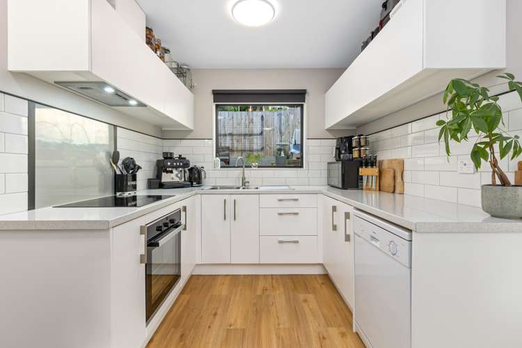 10/108A Verran Road_0