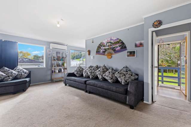 24 Redcrest Avenue Red Hill_1