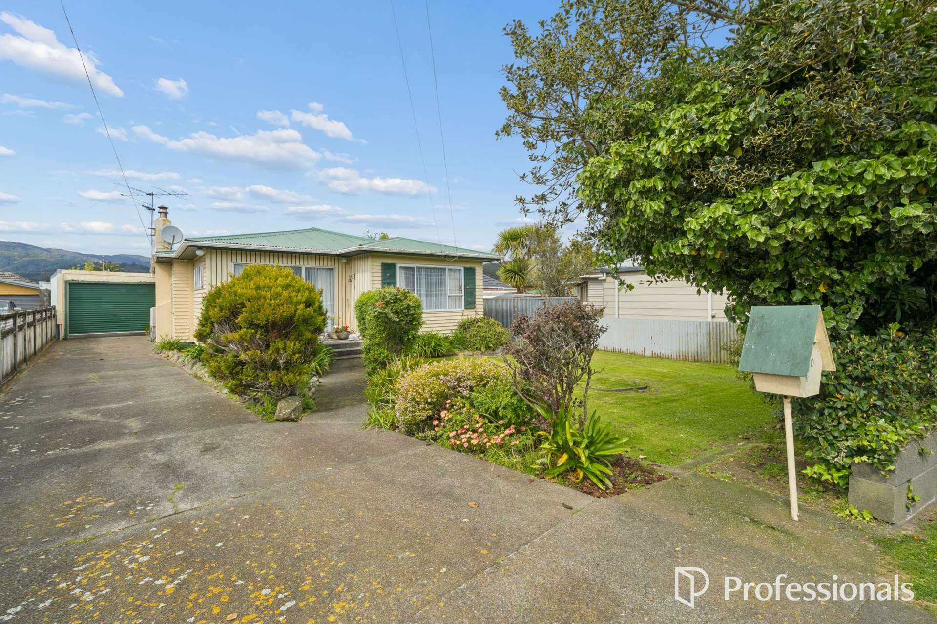 10 Miles Cres Wainuiomata_0