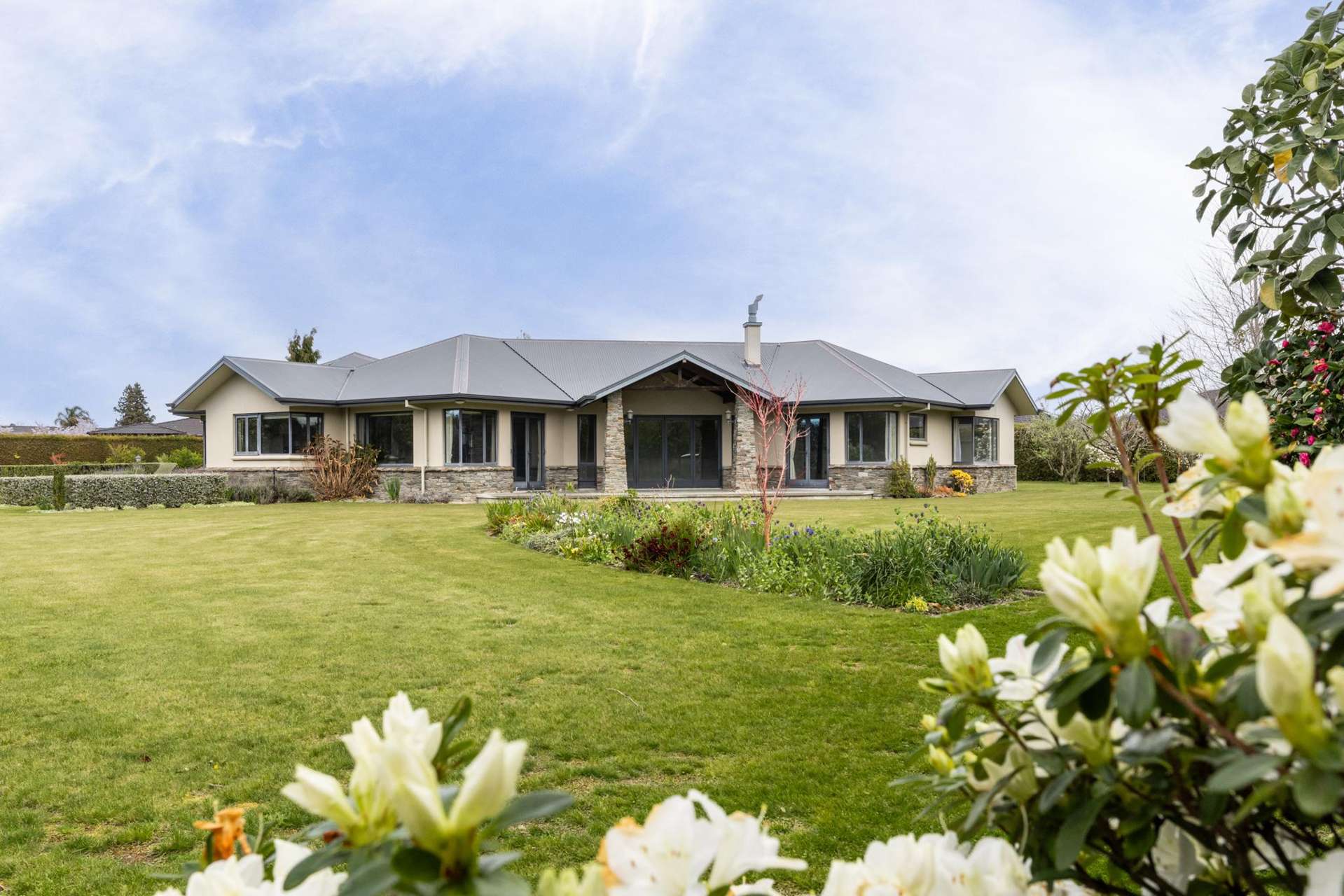 566 Lyndhurst Road Frimley_0