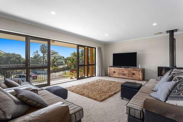 14 Commodores Close Coastlands_2