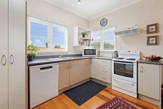 1/10 Great South Road Papakura_3