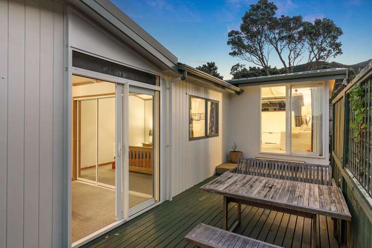 84 Thurleigh Grove Karori_26