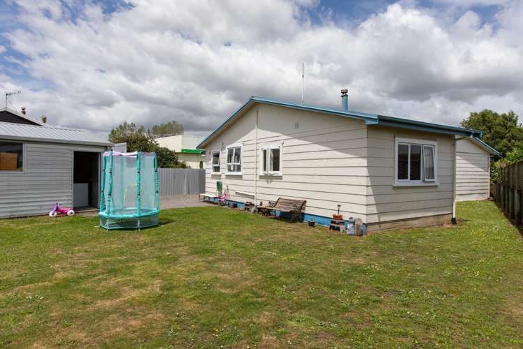 1 Gertrude Street Dannevirke_18