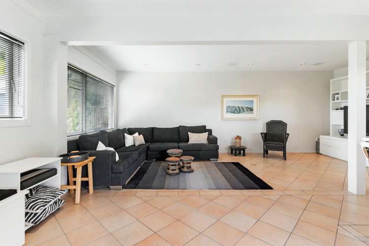 5 Amante Crescent Mairangi Bay_24