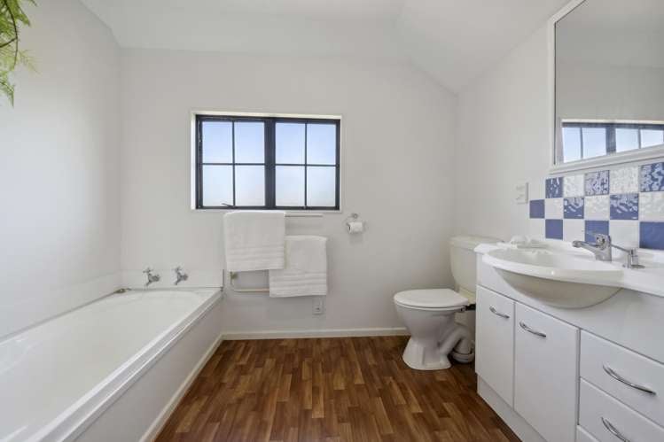 78a Woodhouse Avenue Karori_12