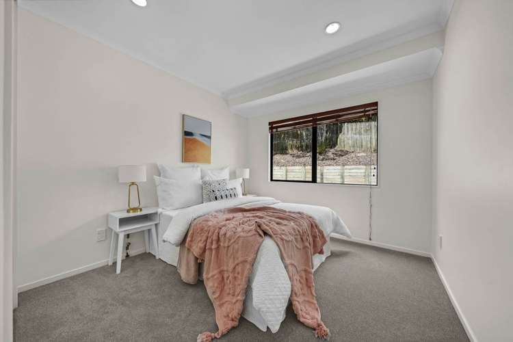 8 Sherwood Grove Browns Bay_18