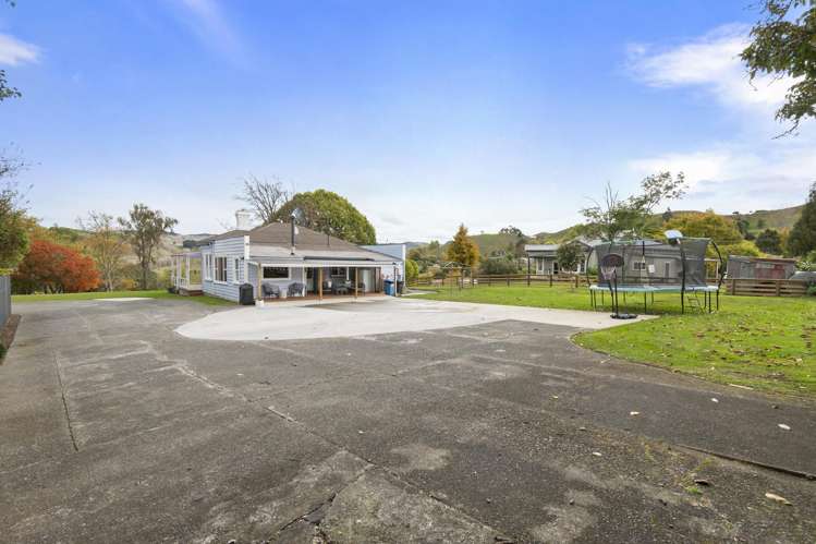 42 Kiwi Road Taihape_19