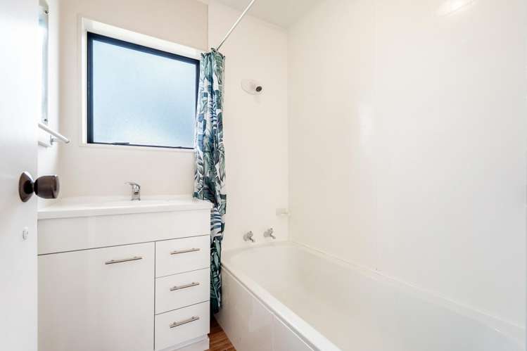 3/34 Wairau Avenue Avondale_10