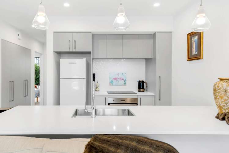 1/11 Paketai Lane Beachlands_13