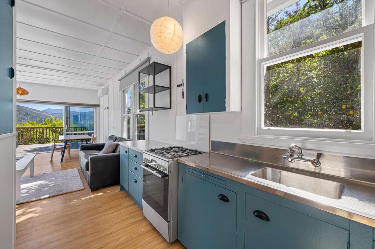 2787 Queen Charlotte Drive_4
