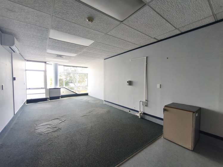 B/129 Onewa Road Northcote_6