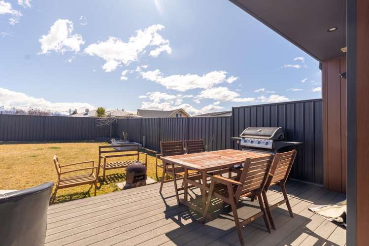 1 Aoraki Crescent Twizel_14