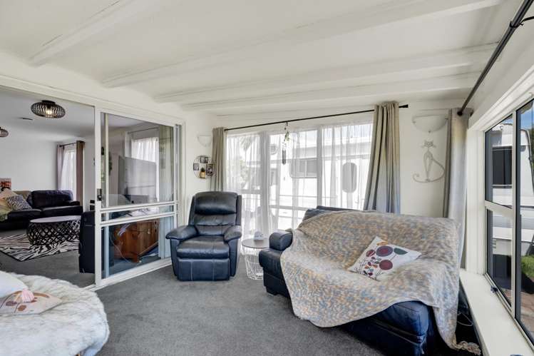 190A Seaview Road Westown_8