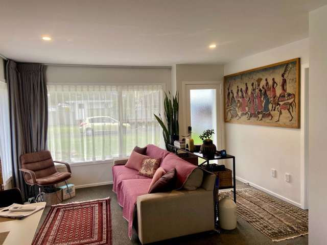 1/80 Moore Street Hillcrest_4