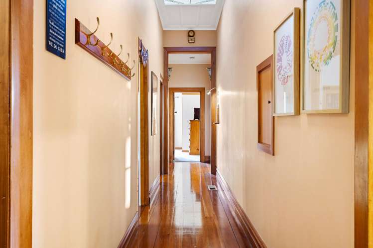 7 Lucy Road Bluff Hill_13