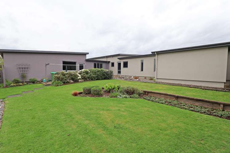 44 Glenroy Park Drive Waikiwi_31