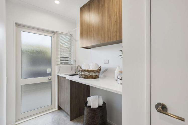 9 Hoani Glade Saint Johns_12