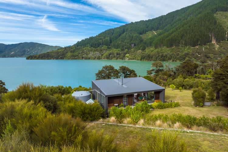 15 Tai Close Kaiuma Bay_15