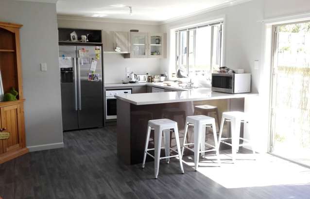 Easy-care centrally modern Timaru home