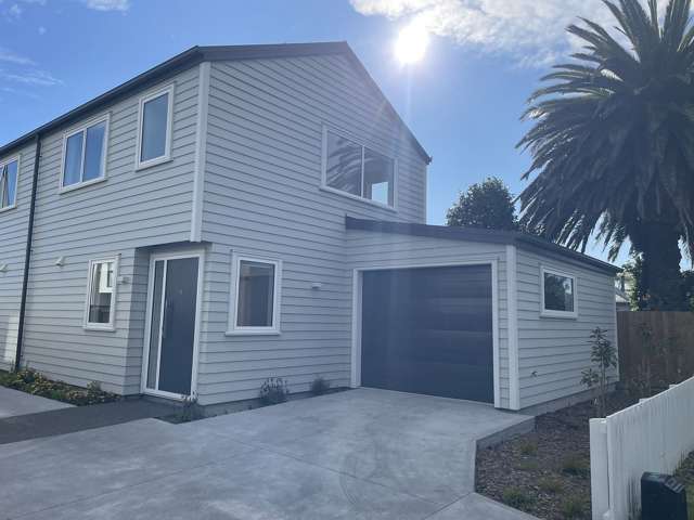 Modern townhouse in Spreydon