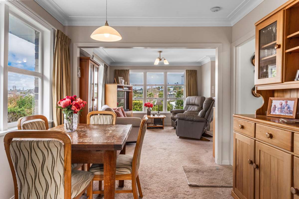 2/12 Piccadilly Place_3