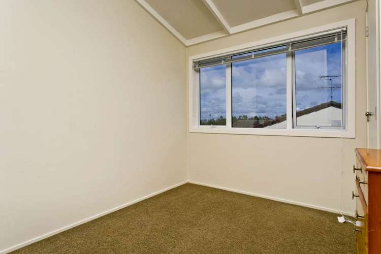 2/250 Onewa Road Birkenhead_9