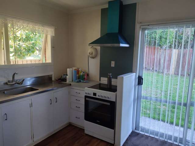 2/218 Pakuranga Road Pakuranga Heights_2