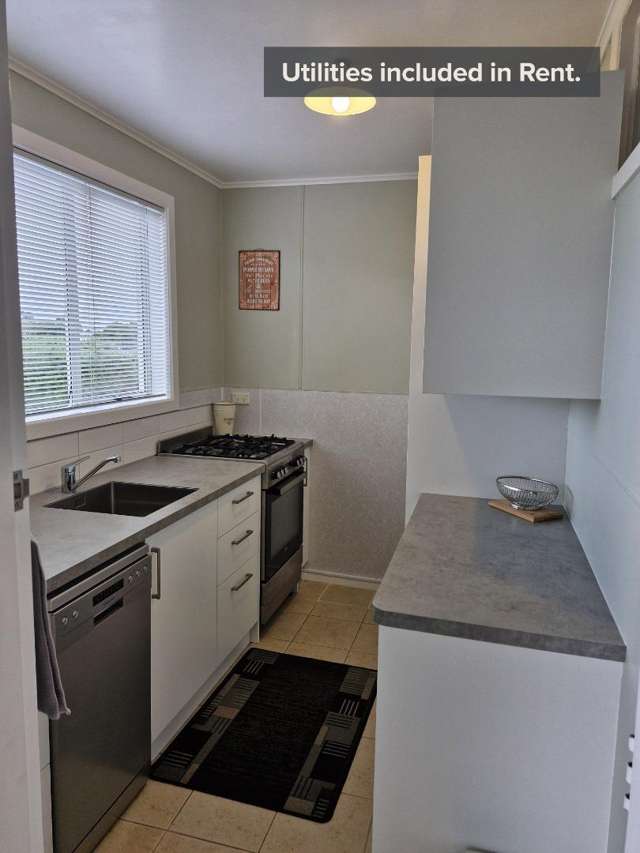 Semi Furnished Self-Contained Unit in Spotswood