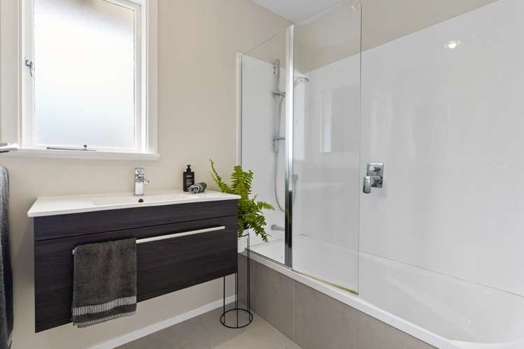 74 Tiraumea Drive Pakuranga_16