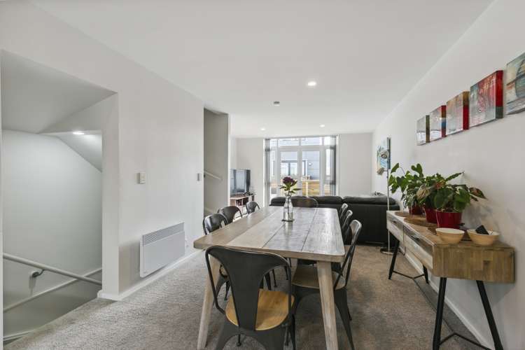 32/35 Pirie Street Mount Victoria_2