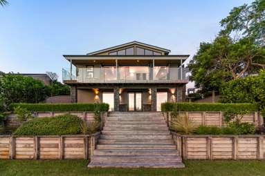 8 Eric Price Avenue_1