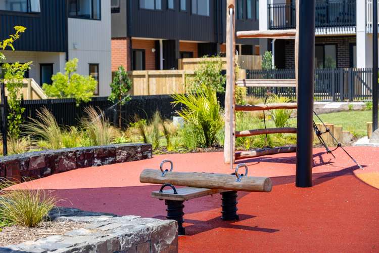 27 Tahepuia Lane Mt Wellington_14